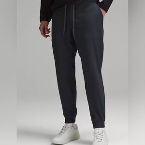 Dark Grey Lululemon Men’s ABC Skinny-Fit Jogger